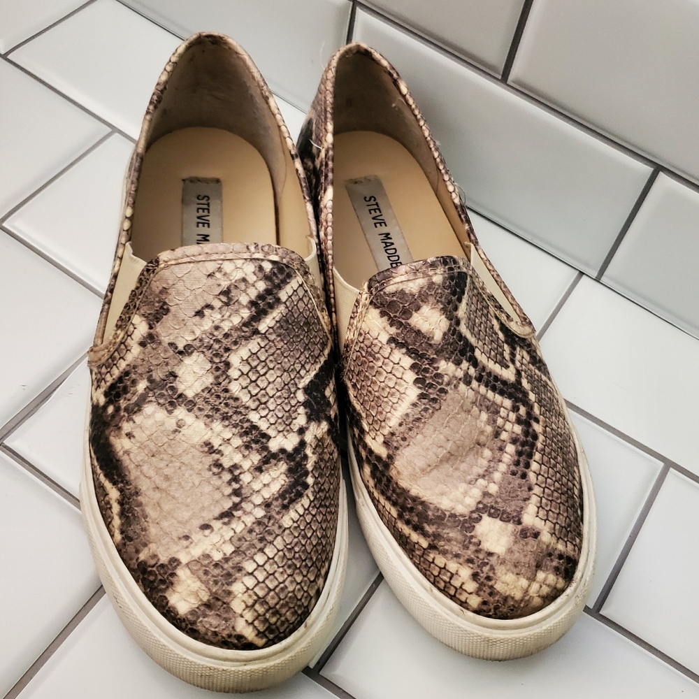 Steve Madden snake skin slip ons